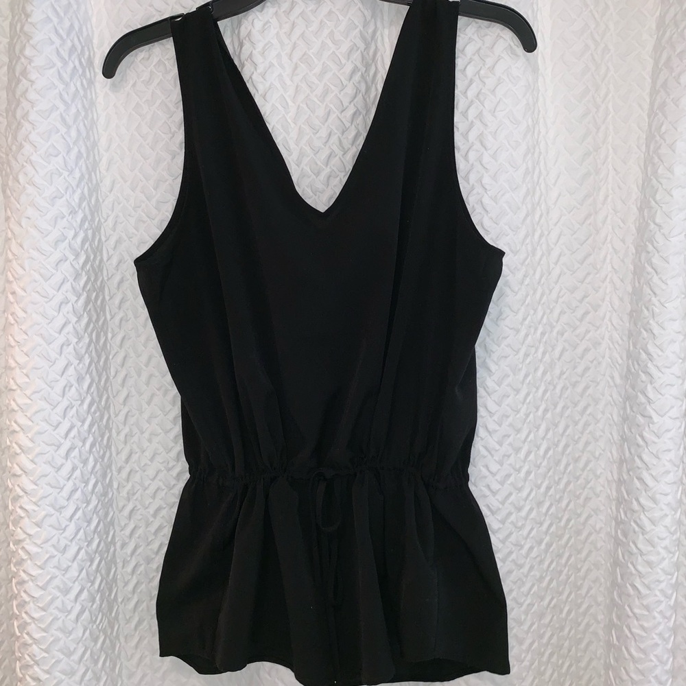 🌸 Banana Republic tank top